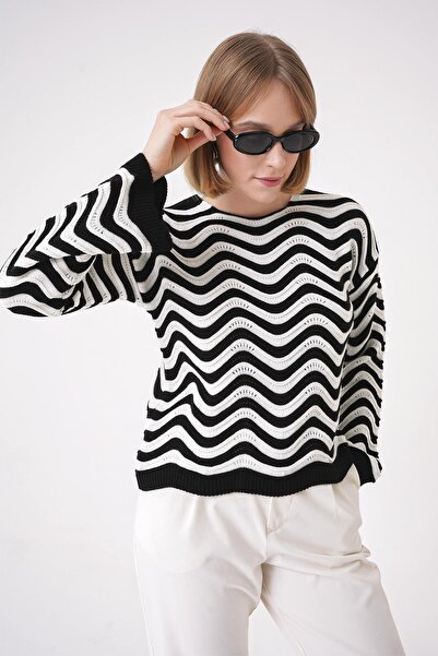 CHUBA Pulover de damă cu mânecă spaniolă, cu potrivire confortabilă, cu decolteu, negru-alb 25W3007