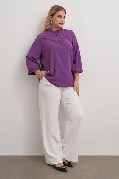 MYLİNE Lace Stripe Detailed Blouse