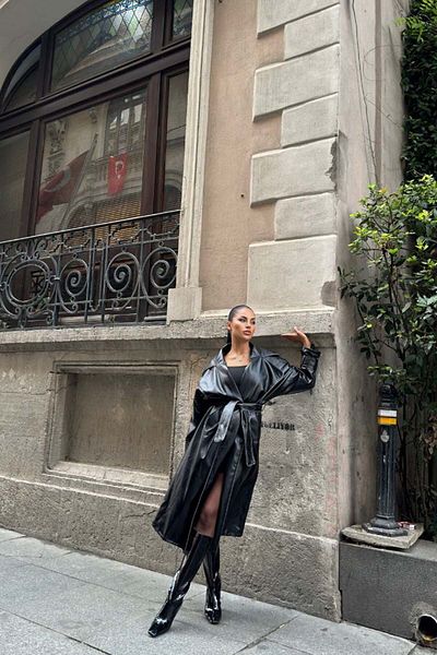 Umay Black Leather Trench Coat - Women's Trend Model