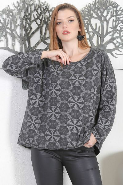 Chiccy Anthracite 2 νήματα με στρογγυλή λαιμόκοψη με παγιέτες με στάμπα casual πλεκτή μπλούζα