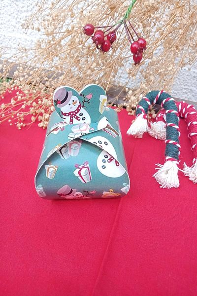 Emtory Home 25 bucăți model de om de zăpadă verde cutie de bomboane inimă - cadou de Anul Nou - ornament de Anul Nou - cutie de Anul Nou