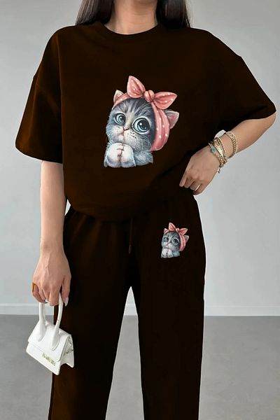 Modern Moda Комплект черна тениска за джогинг и спортен панталон със сладка котка - кръгла яка