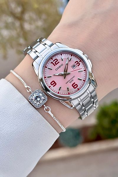 Casio Pink Dial Women's Wristwatch with Metallic Color