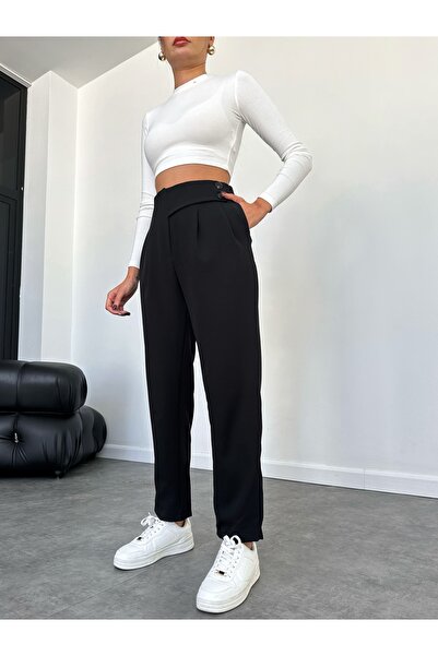 ESRAHELVACI Black Double Buttoned Belt Detail Carrot Trousers