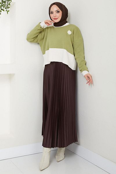hafsamina Pistachio Green Hm2575 - Two Color Crop Sweater with Heart Detail