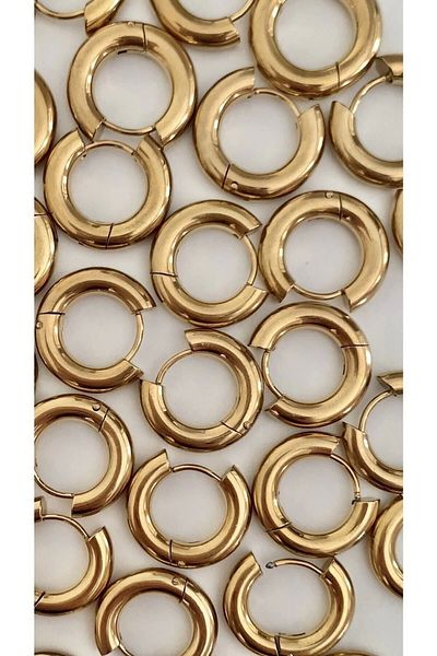 Opia JEWELRY - أقراط دائرية صغيرة من الفولاذ الأساسية (1.7 سم)