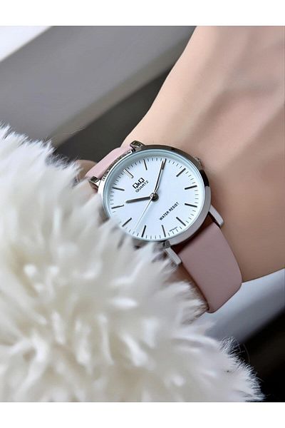 Q&Q Elegant Thin Case Women Leather Cord Wrist Watch