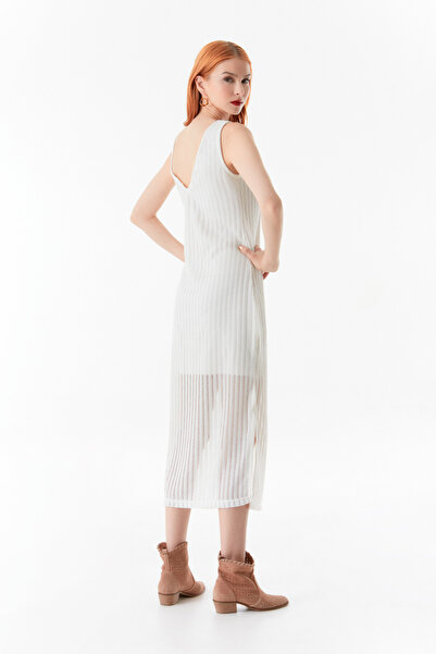 Fulla Moda V-Neck Mesh Slit Detailed Dress