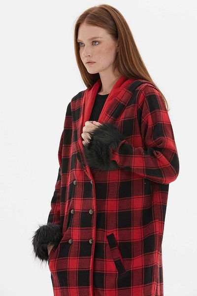 Two Mail Long Black-Scarlet Knitwear with Fur Detail