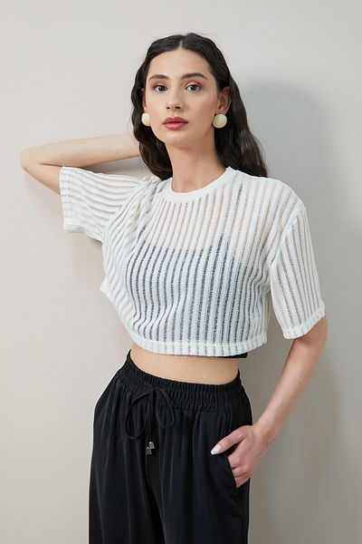 Fulla Moda بلوزة شفافة برقبة دائرية