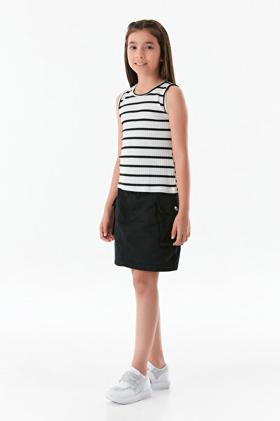 Fulla Moda بدلة بناتي مخططة برقبة دائرية