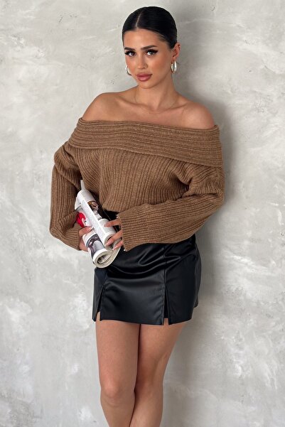 FEMELLE Women's Camel Standard Size Madonna Collar Ribbed Knitwear Sweater