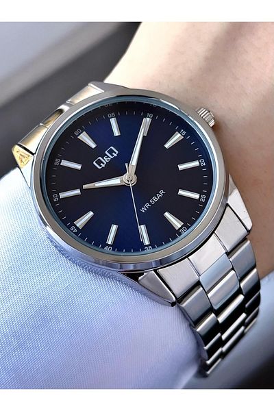 Q&Q Men's Navy Blue Dial Classic Sports Metal Silver Band Wrist Watch