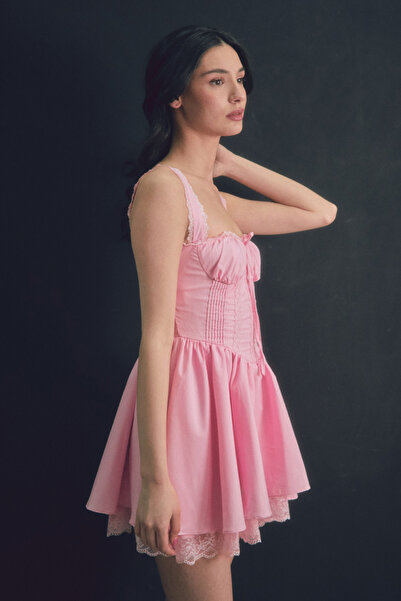 Fulla Moda Lace Detailed Mini Dress