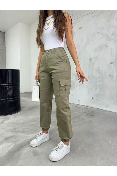 BİKELİFE Grüne Cargohose aus Gabardine-Stoff mit Taschen