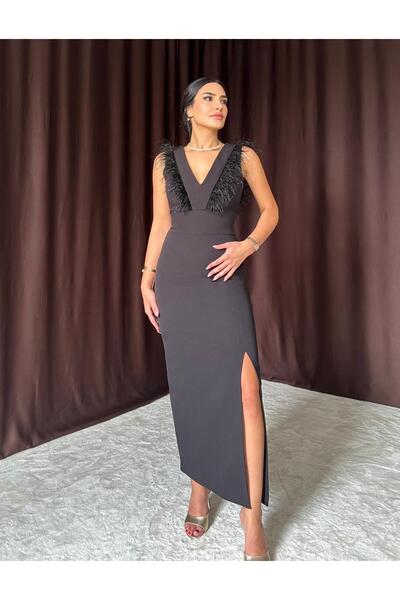 Afiş Butik Μαύρο φόρεμα με λαιμόκοψη V με λεπτομέρεια Otriş