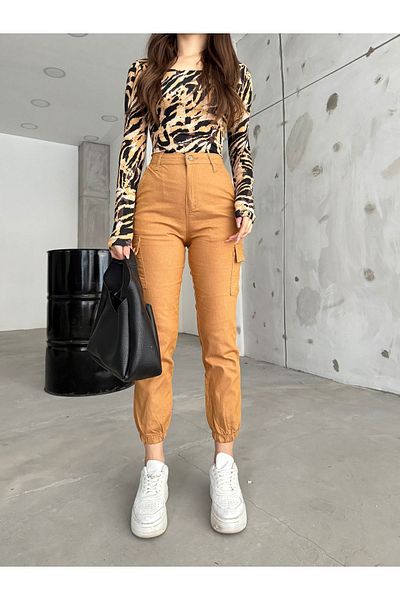BİKELİFE Pantaloni din stofă din gabardină Camel Cargo Buzunar