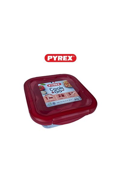 Pyrex Cook&Go 0.8L Square Storage Dish with Airtight Lid - Versatile Freezer-to-Oven Solution - RED
