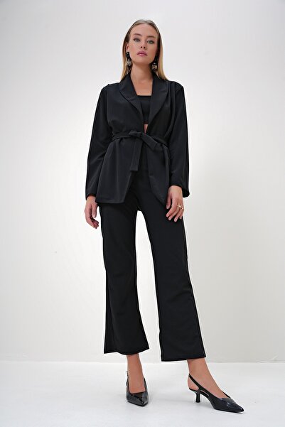 Trend Alaçatı Stili Kadın Siyah Şal Yaka Kendinden Kemerli Ceket Ve Palazzo Pantolon Takım ALC-X12905