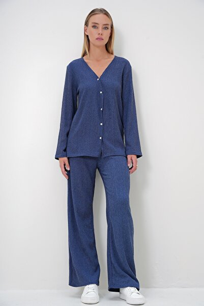 Trend Alaçatı Stili Női indigó V-nyakú, kőgombos kardigán és nadrág alsó felső szett ALC-X12914