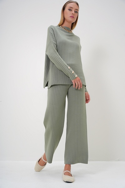 Trend Alaçatı Stili Women's Khaki Stand Collar Low Sleeve Knitwear Trousers and Blouse Set Alc-X12832