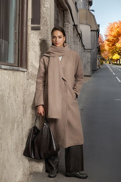 Trendyol Collection Dlouhý norkový oversize vlněný kabát – široký střih s šálou TWOAW25KB00023