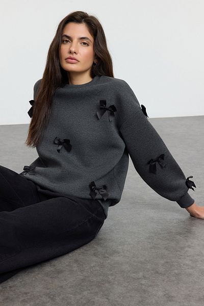 Trendyol Collection Anthracite Melange Oversize Ribbon Detailed Thick Knitted Sweatshirt - Twoaw25Sw00069