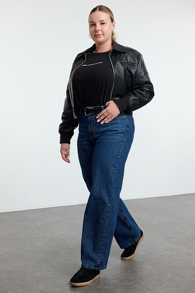 Trendyol Curve Dunkelblaue Jeans mit hoher Taille und verblasstem Effekt, Vintage-Waschung, weites Bein, große Größe, weites Bein, TBBSS24CJ00042