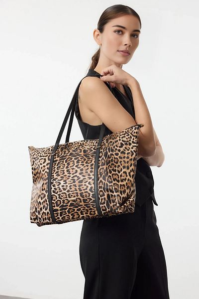 TRENDYOL SHOES Vícebarevná leopardí hnědá kabelka přes rameno Maxi Tote Takaw25Oc00005
