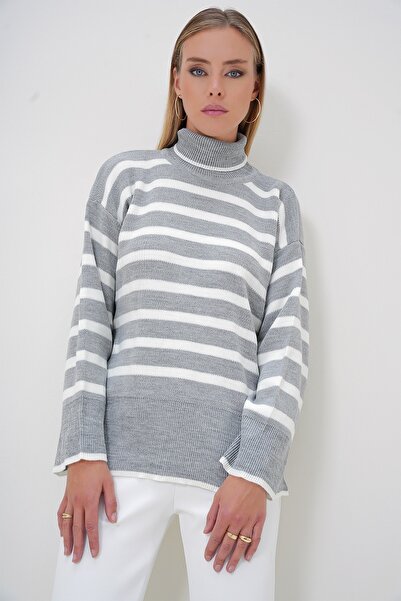 Trend Alaçatı Stili Pulover de damă pentru tricotaje supradimensionate cu dungi gri - ALC-X13006