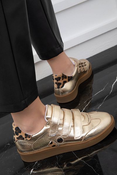Gold Colored Sports Shoes Styles Prices Trendyol