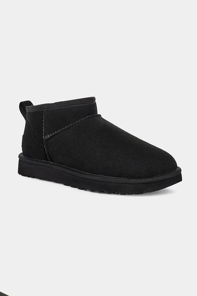 UGG Schwarze Damenstiefel 1116109 W Classic Ultra Mini Schwarz (schwarz)
