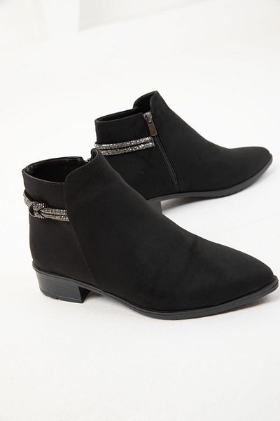 SOHO Black Suede Women's Boots & Booties 18567