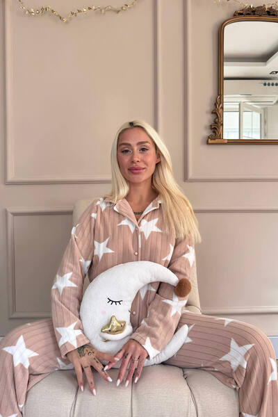 Pijamaevi Karamel Yıldız Desenli Önden Düğmeli Peluş Polar Pijama Takımı