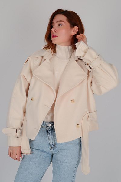 FACETTE Women's Ecru Short Stamp Coat with Epaulettes