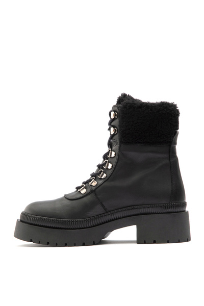 Sole Sisters Camelott Düz Bot-Siyah