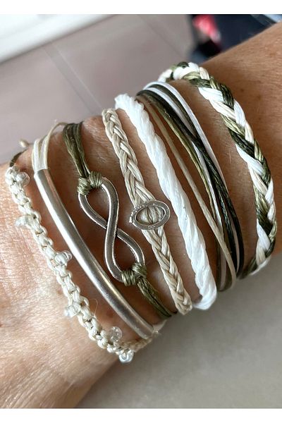 Concept HuBuTU 24 Meters (2*12) 12 Colors 1Mm.Waxed Rope Bracelet Making Set