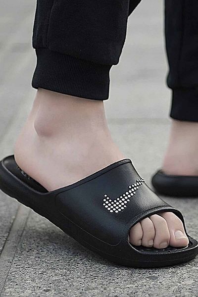 Nike Pantofi de damă Victori One pentru duș Slide Cz7836-001-negru