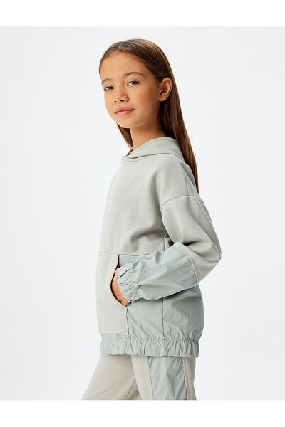 Koton Oversize s kapucí s dlouhým rukávem - klokaní kapsa, padákový detail