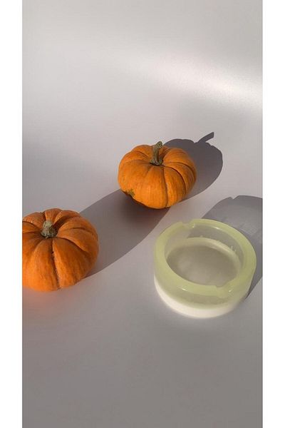 MISS GOLDEN White Green Neon Colored Highlighter Ash Tray - Epoxy Gift