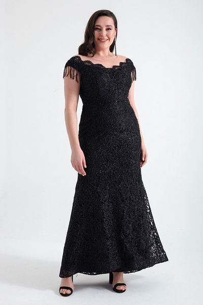 Lafaba Schwarzes Abendkleid mit Perlenspitze in Übergröße