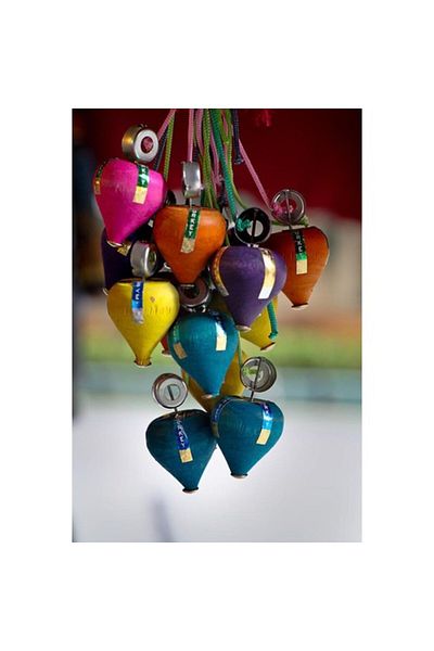 Gürçay 5-piece Nostalgic Wooden Toy Spinning Top Bunch