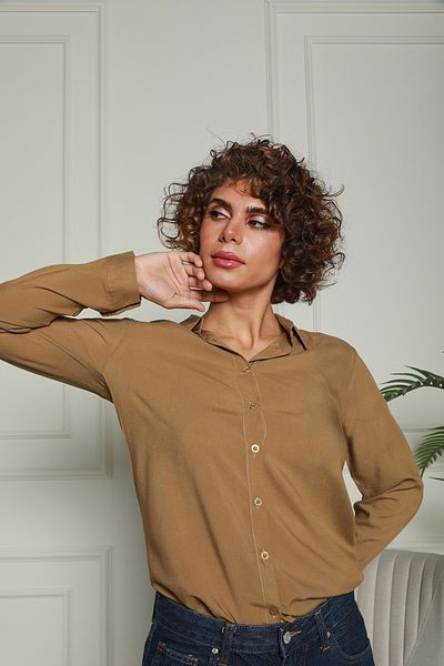 Butik Вискозна риза с цвят на млечен кафе (GML150041)