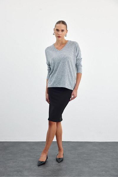 Tuba Butik Soft Textured V-Neck Gray Long Sleeve Blouse