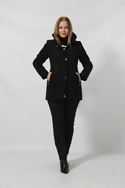 Moda Berray Önü Fermuarlı ve Düğme Detaylı Kapüşonlu Kaşe Kaban