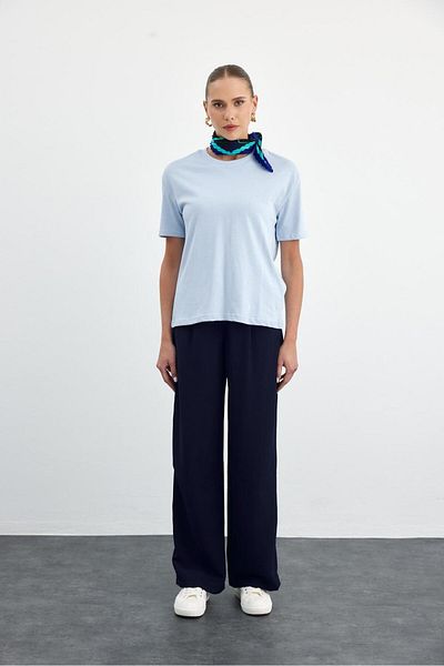 Tuba Butik Tricou de damă cu decolteu crew Basic Tok Texture Baby Blue