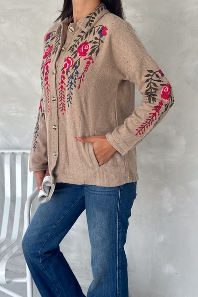 FEMELLE Γυναικείο μπουφάν με κέντημα με κουμπιά σε καφέ χρώμα