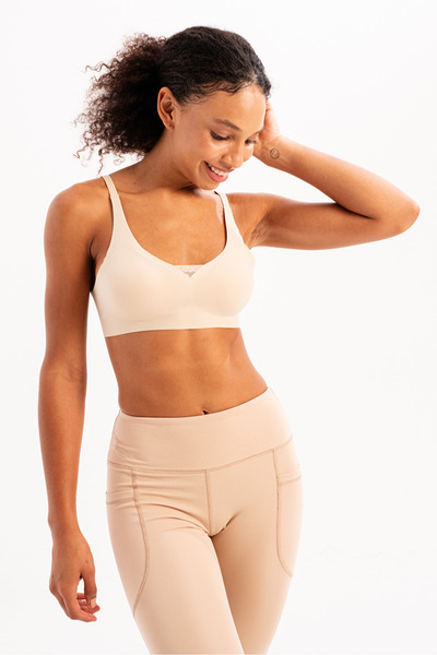 JUSTEVER Flux Nude Seamless and Lifting Bra Bra with Removable Pads