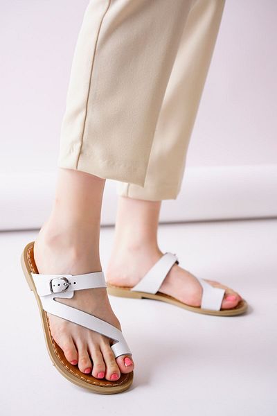 Moka Shopin Mokashopin Kran White Skin Slippers