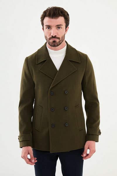 Mcr Pointed Collar Coat
